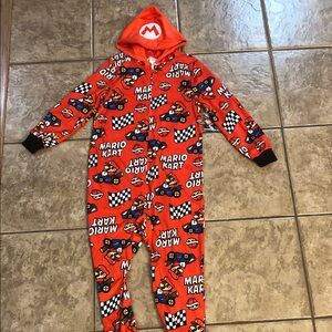 Super Mario Boys union Suit Pajamas Size 6-7